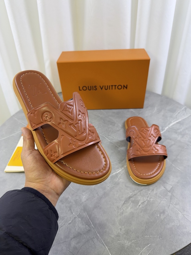 LV Slippers-007