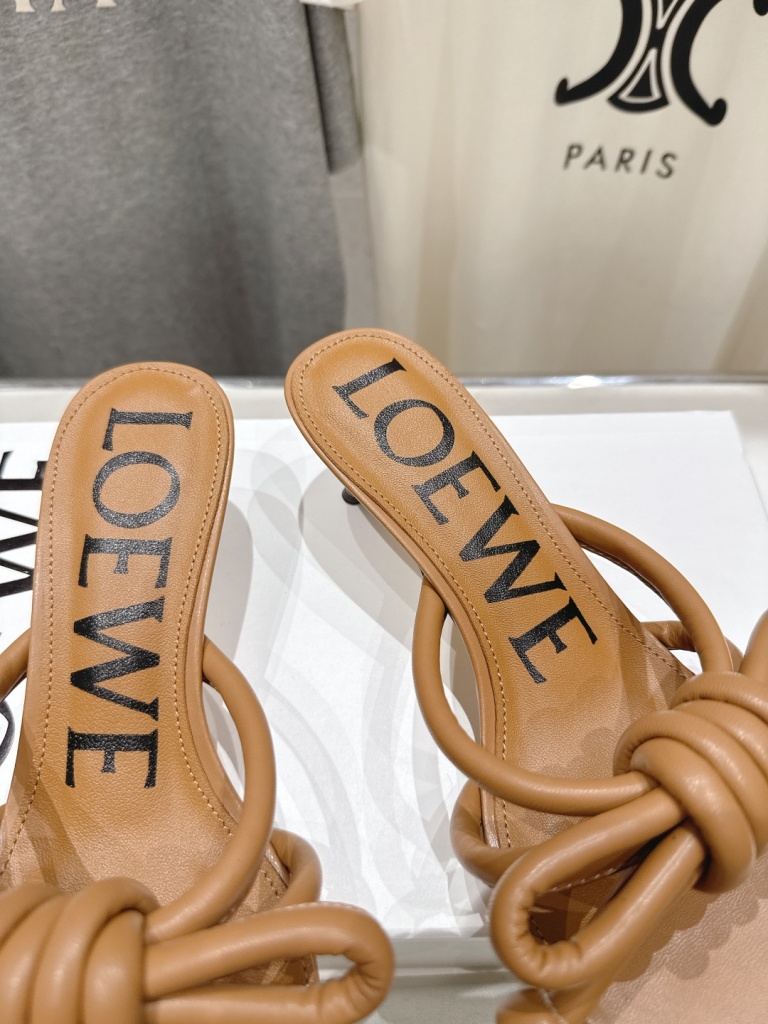 LOEWE Slippers(w)-008