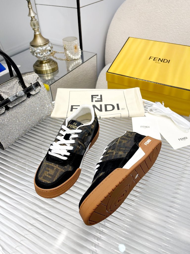 Fendi Couple Shoes-003