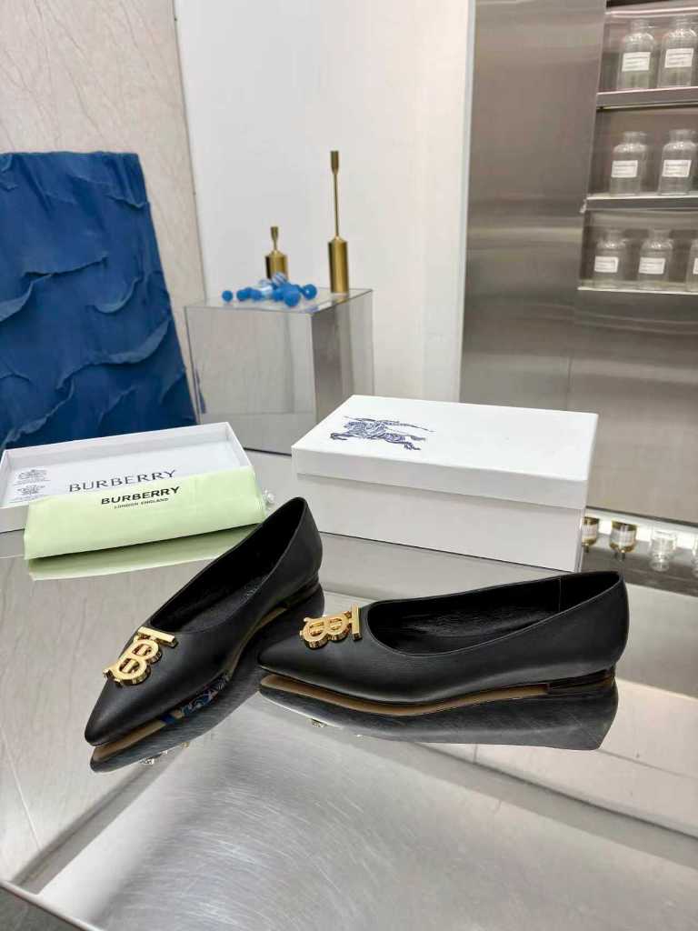 Burberry Shoes(w)-002