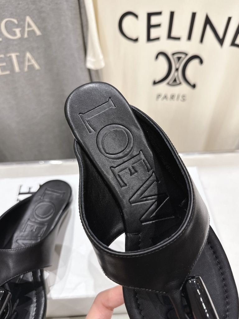 LOEWE Slippers(w)-002