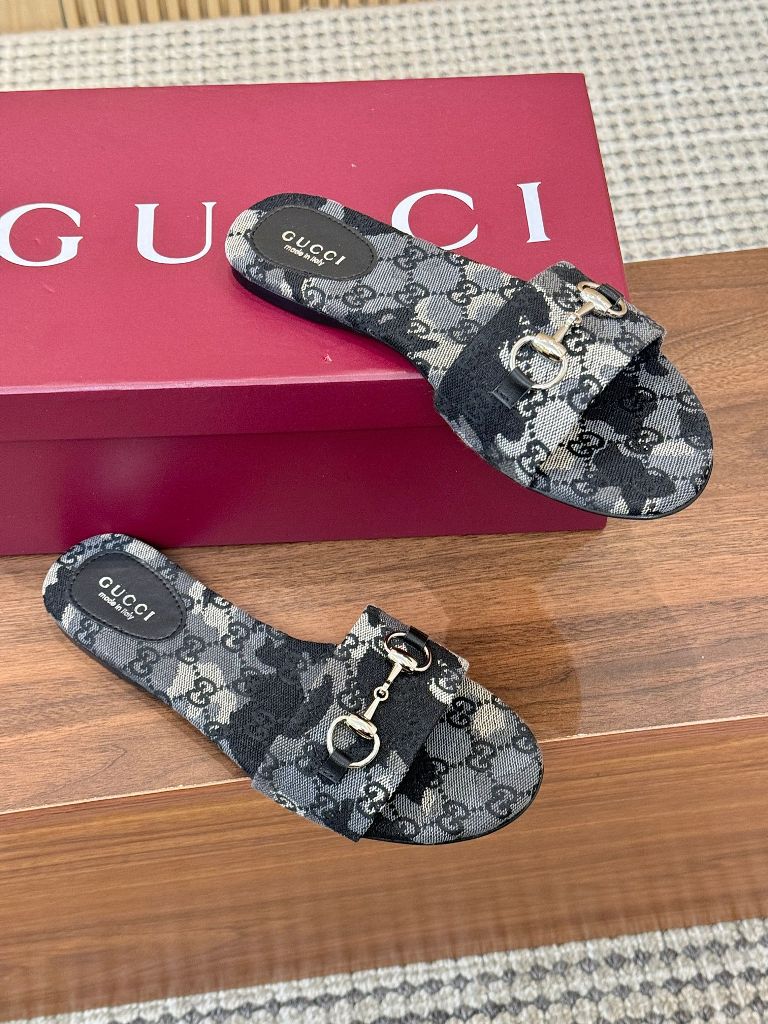 Gucci Slippers(w)-019