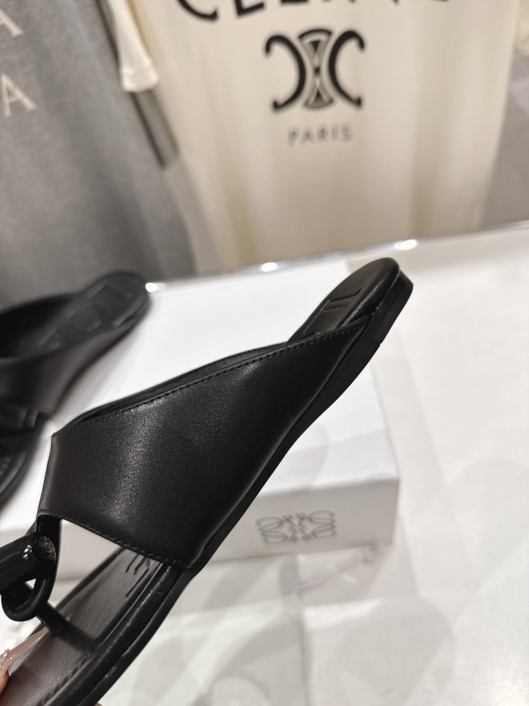 LOEWE Slippers(w)-002