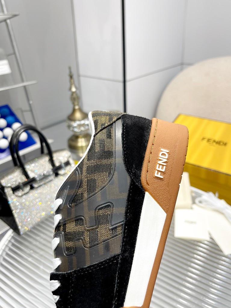 Fendi Couple Shoes-003