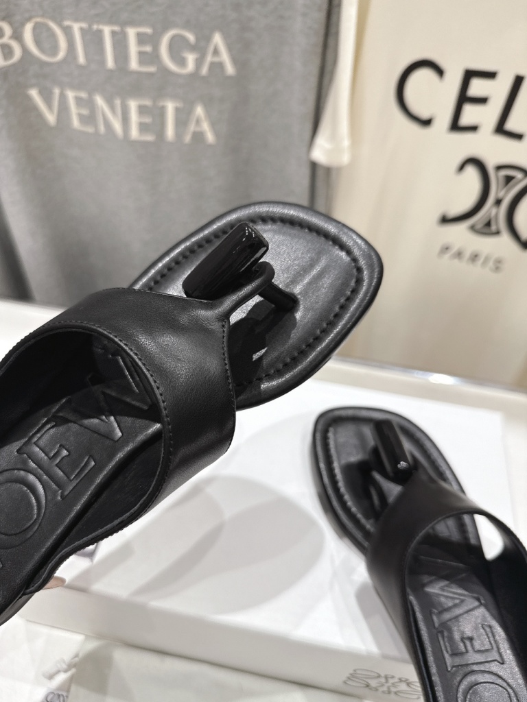 LOEWE Slippers(w)-002
