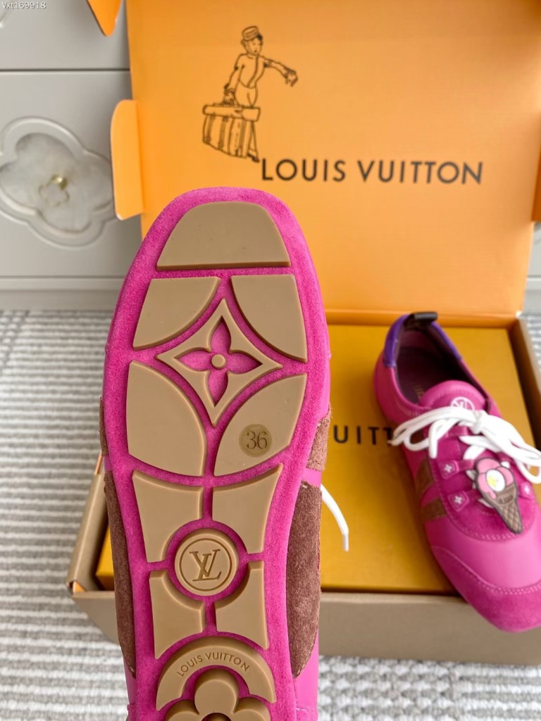 LV Couple Shoes-024