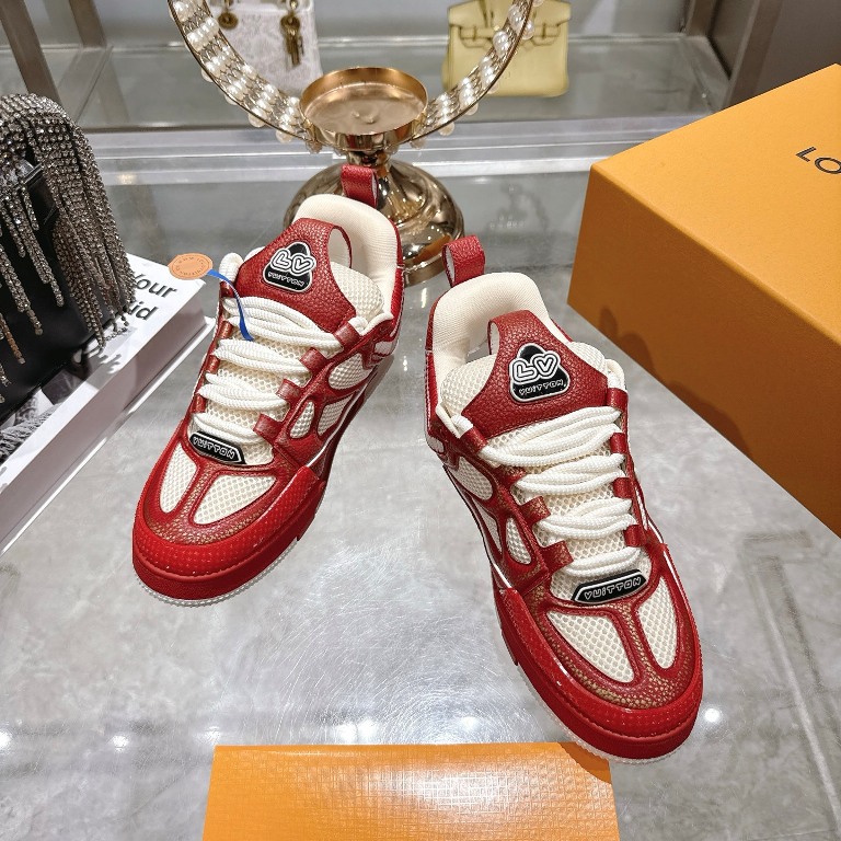 LV Couple Shoes-013