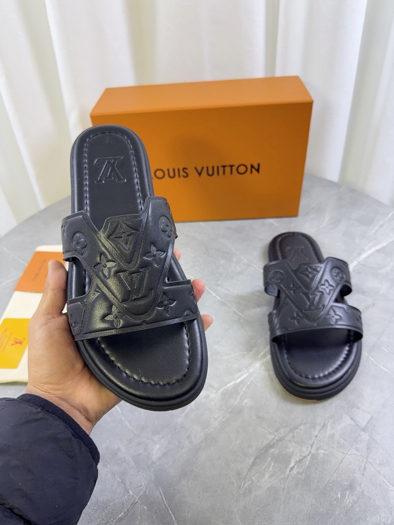 LV Slippers-006