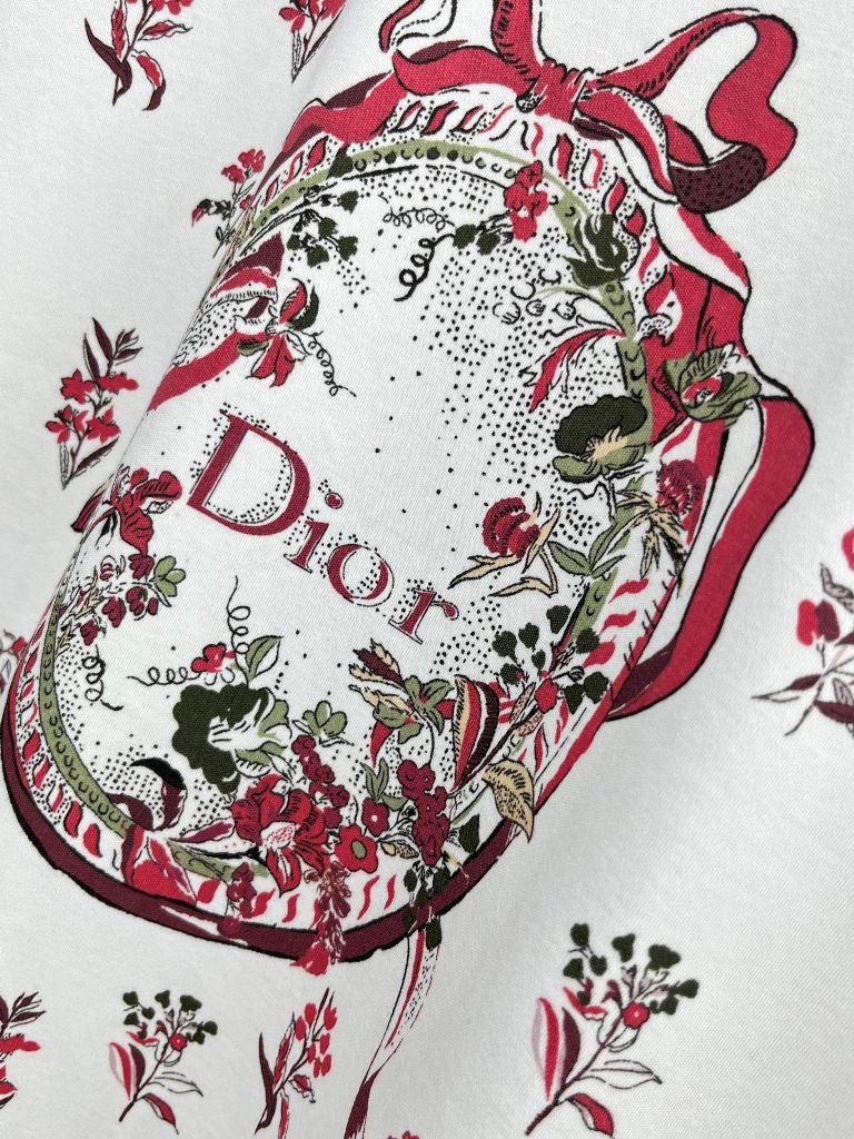 Dior TS(w)-E