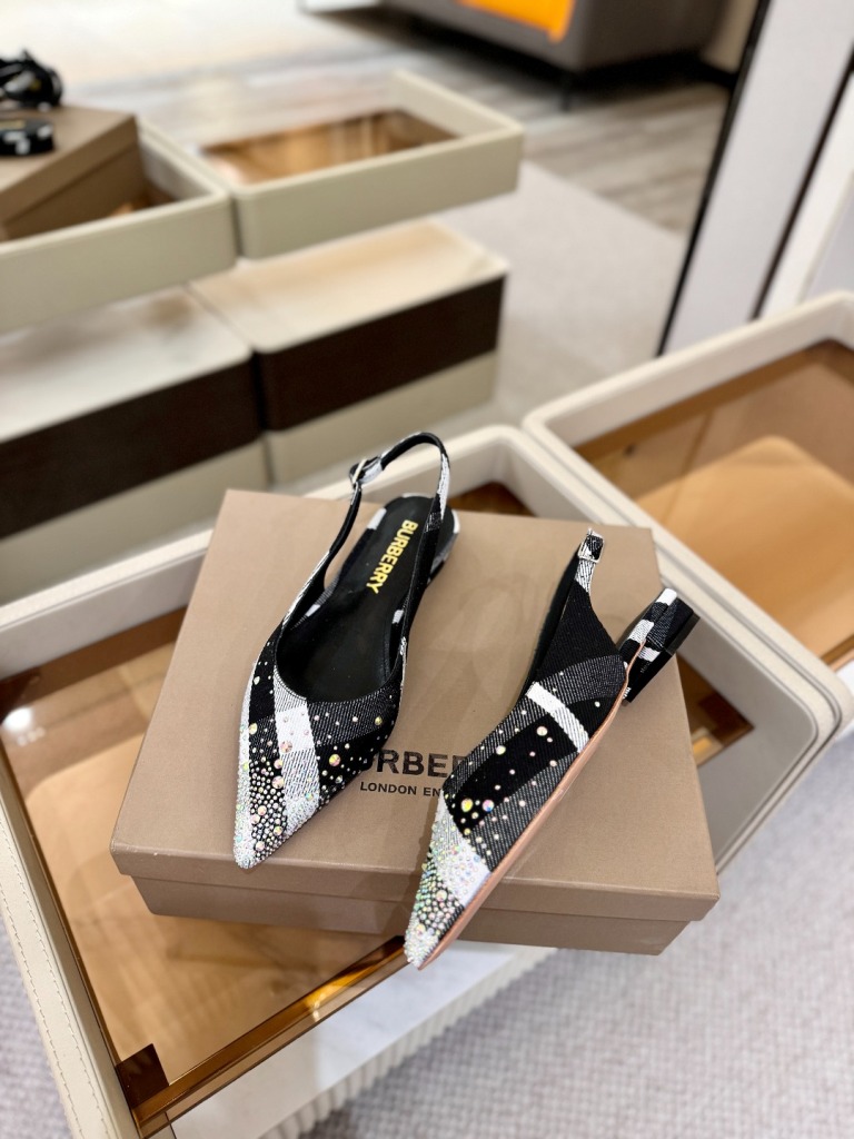 Burberry Sandals(w)-002