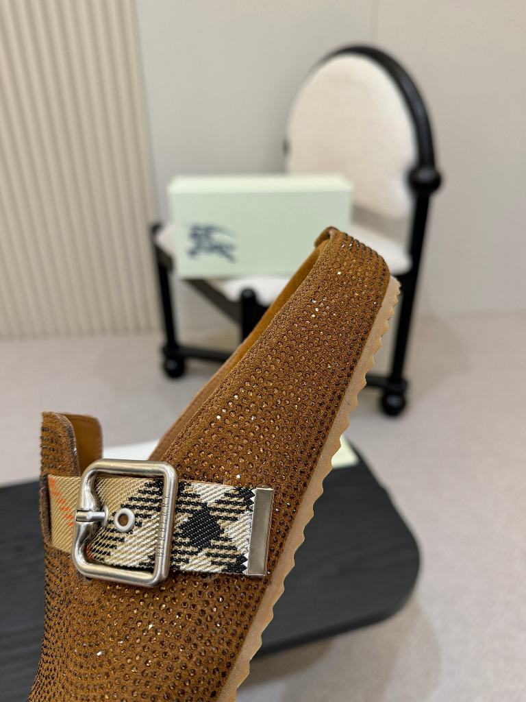 Burberry Slippers-011