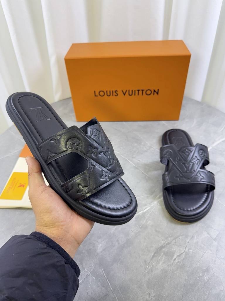 LV Slippers-006