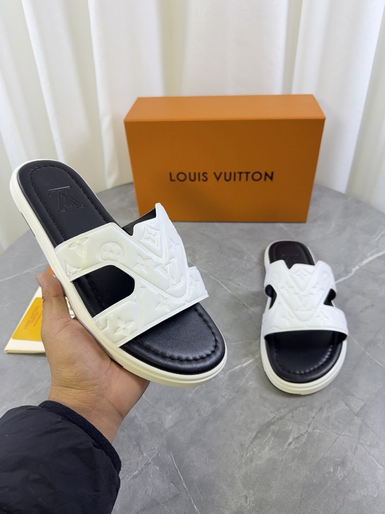 LV Slippers-005