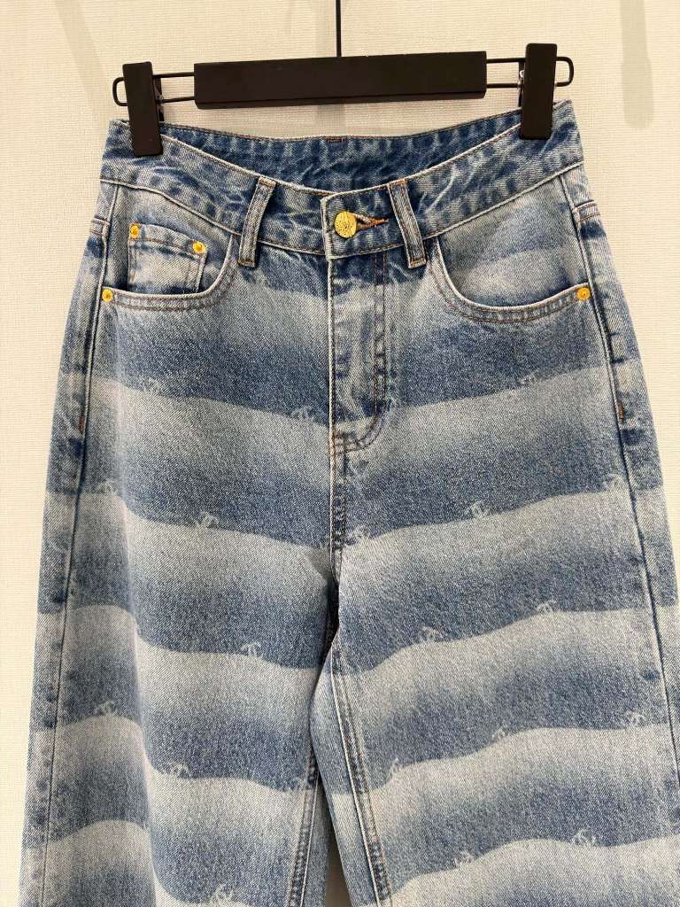 Chanel Jeans(w)-A