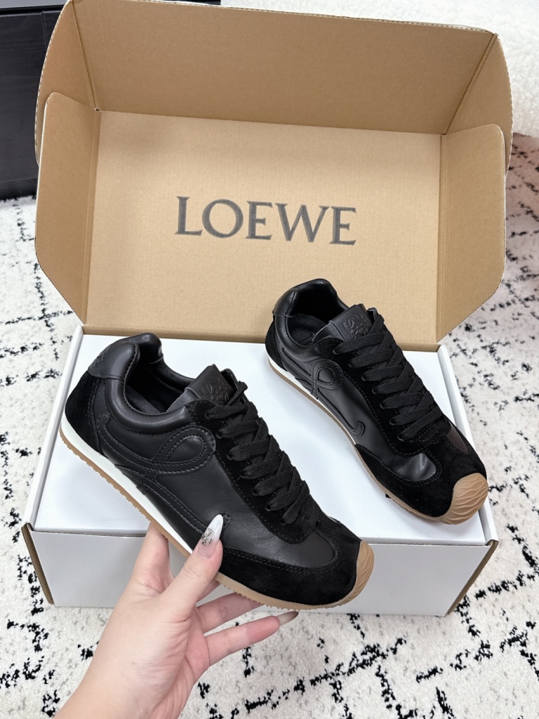 LOEWE Couple Shoes-002
