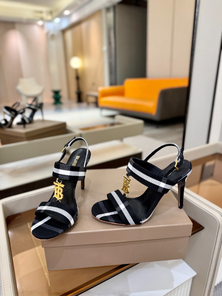 Burberry High Heeled Sandals(w)-009
