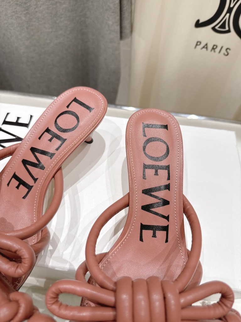 LOEWE Slippers(w)-006