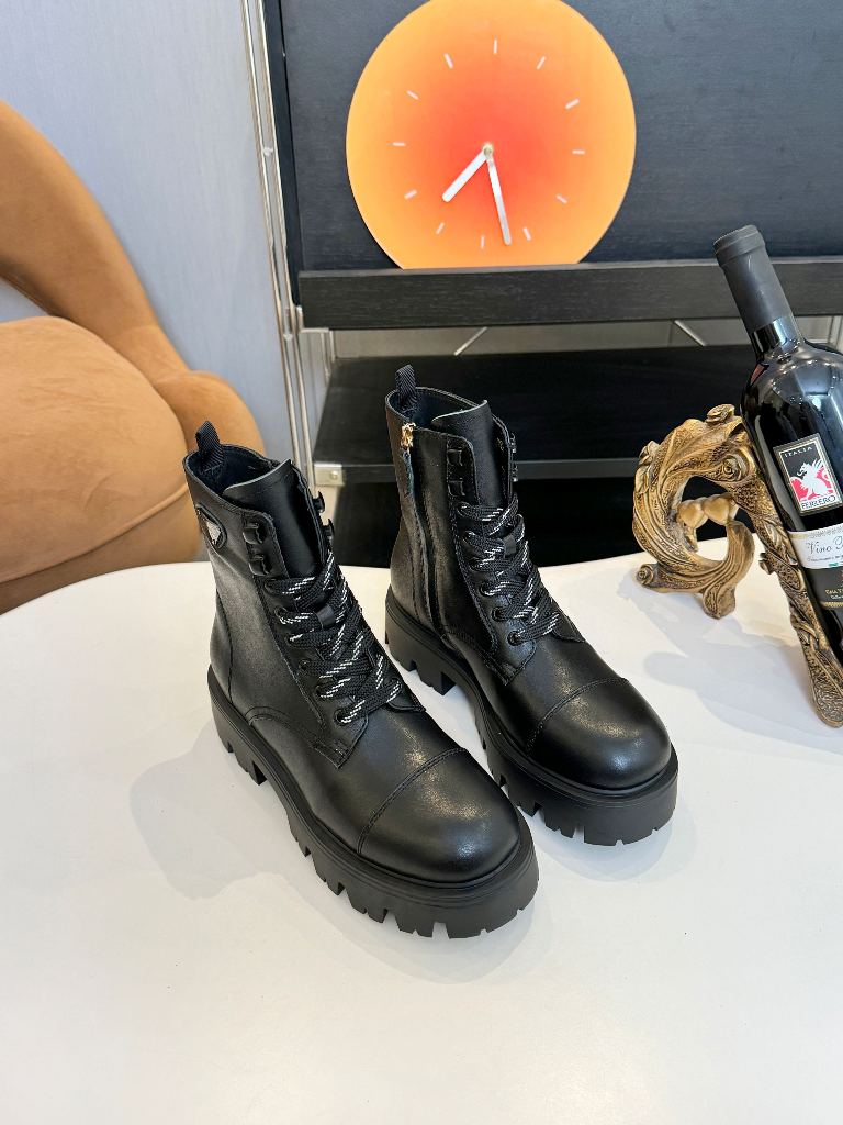 Prada Ankle Boots(w)-001