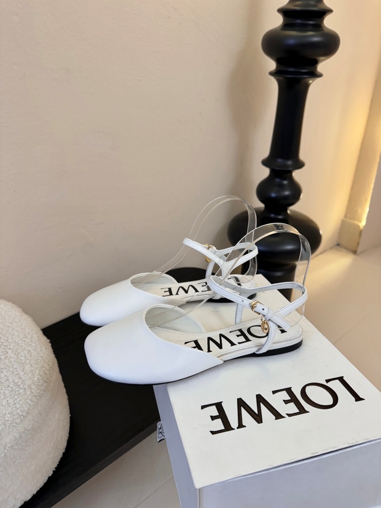 LOEWE Sandals(w)-004
