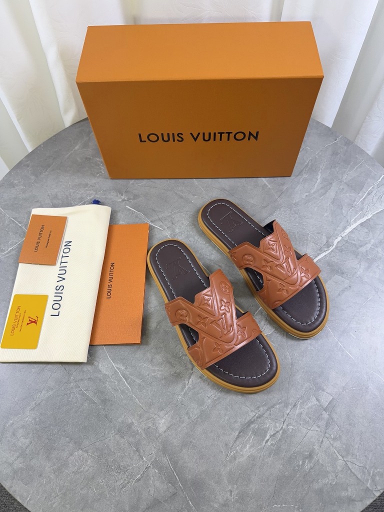 LV Slippers-004