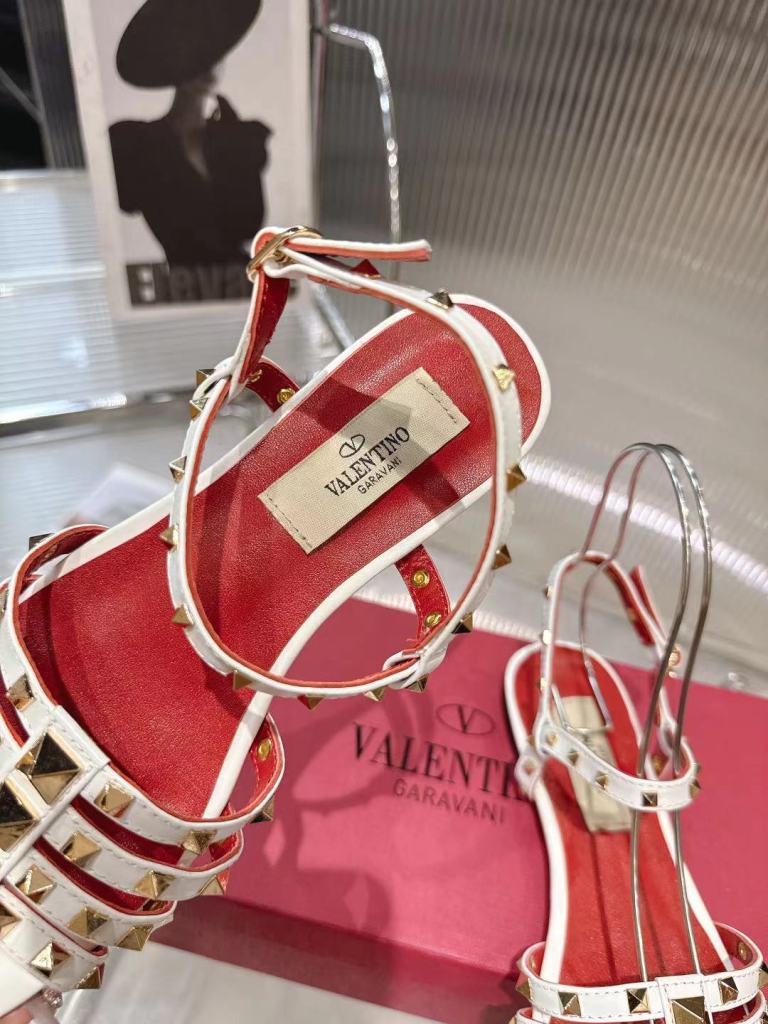 Valentino Sandals(w)-011