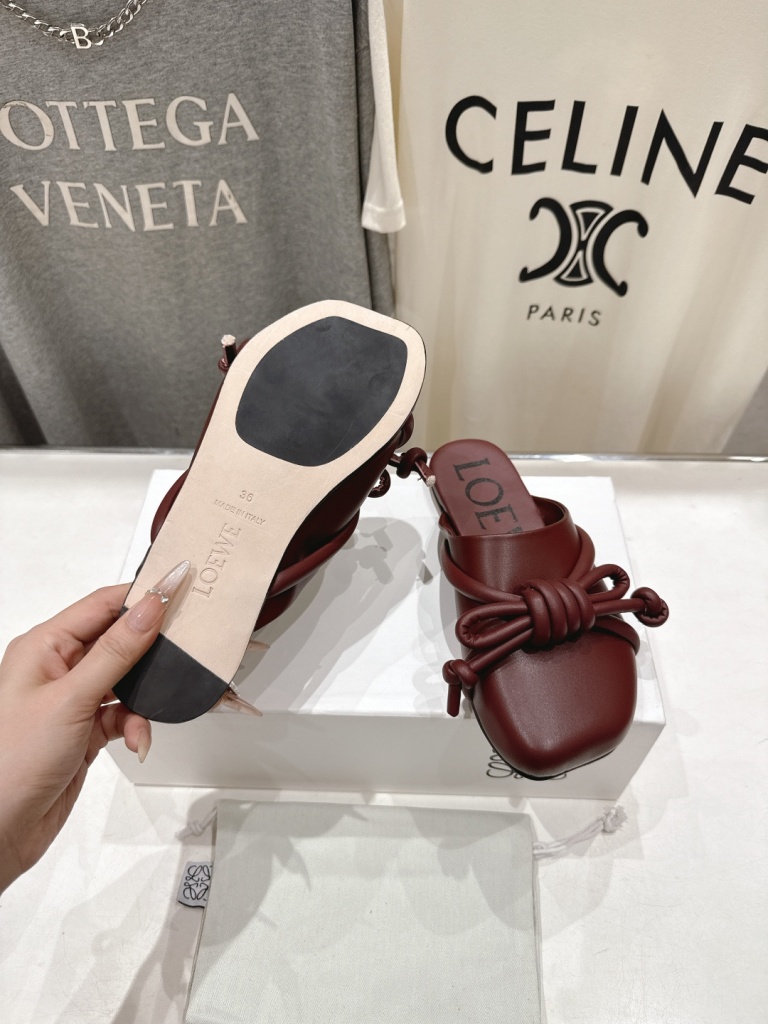 LOEWE Slippers(w)-012