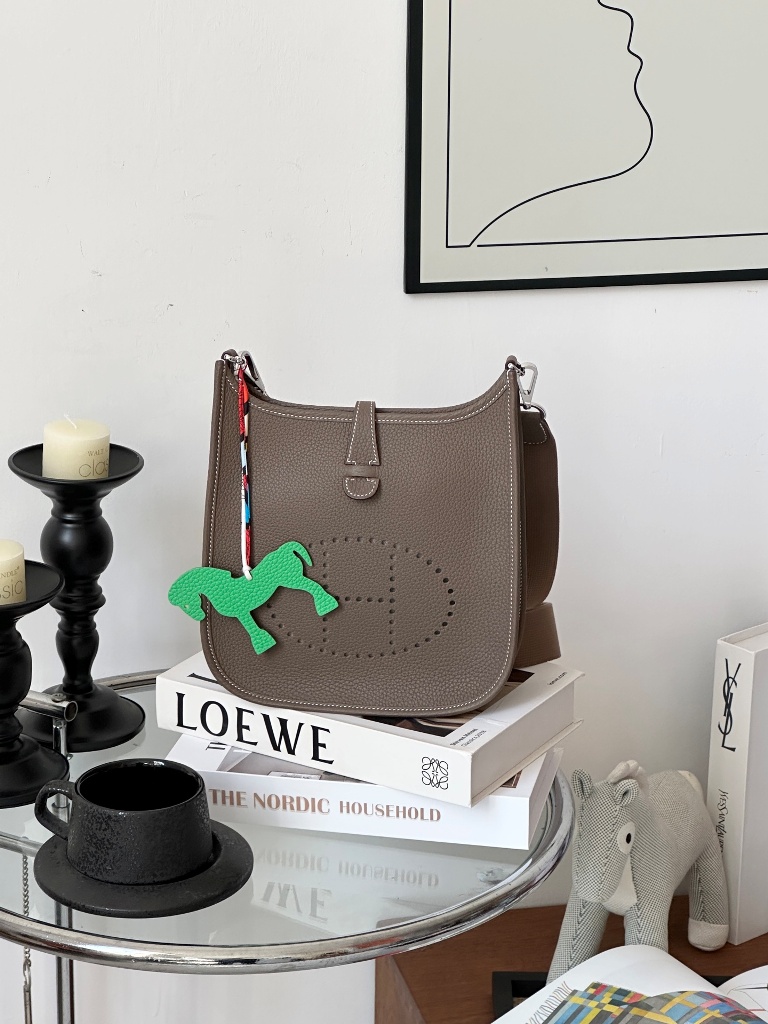 Evelyne 23cm-TC Leather(18 Etoupe)-004