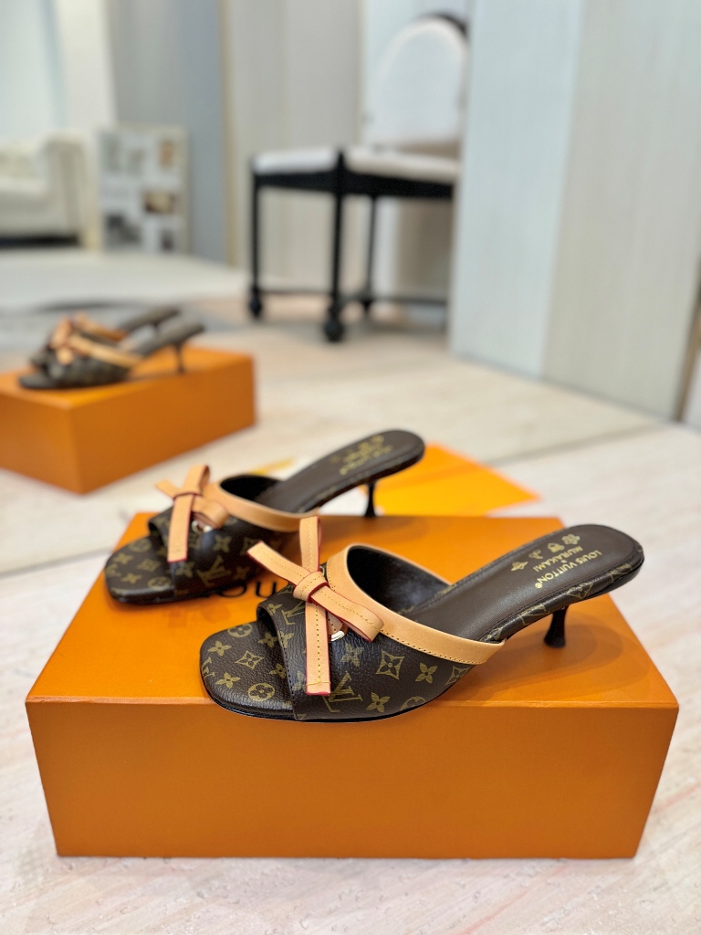 LV High Heeled Sandals(w)-007