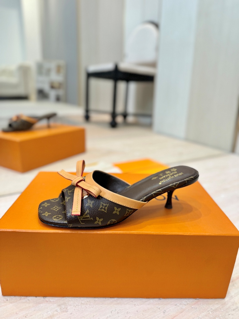 LV High Heeled Sandals(w)-007