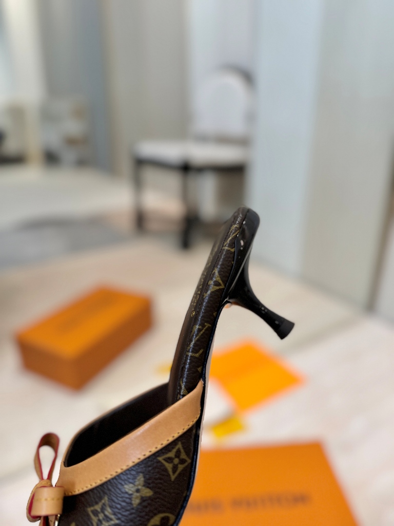 LV High Heeled Sandals(w)-007