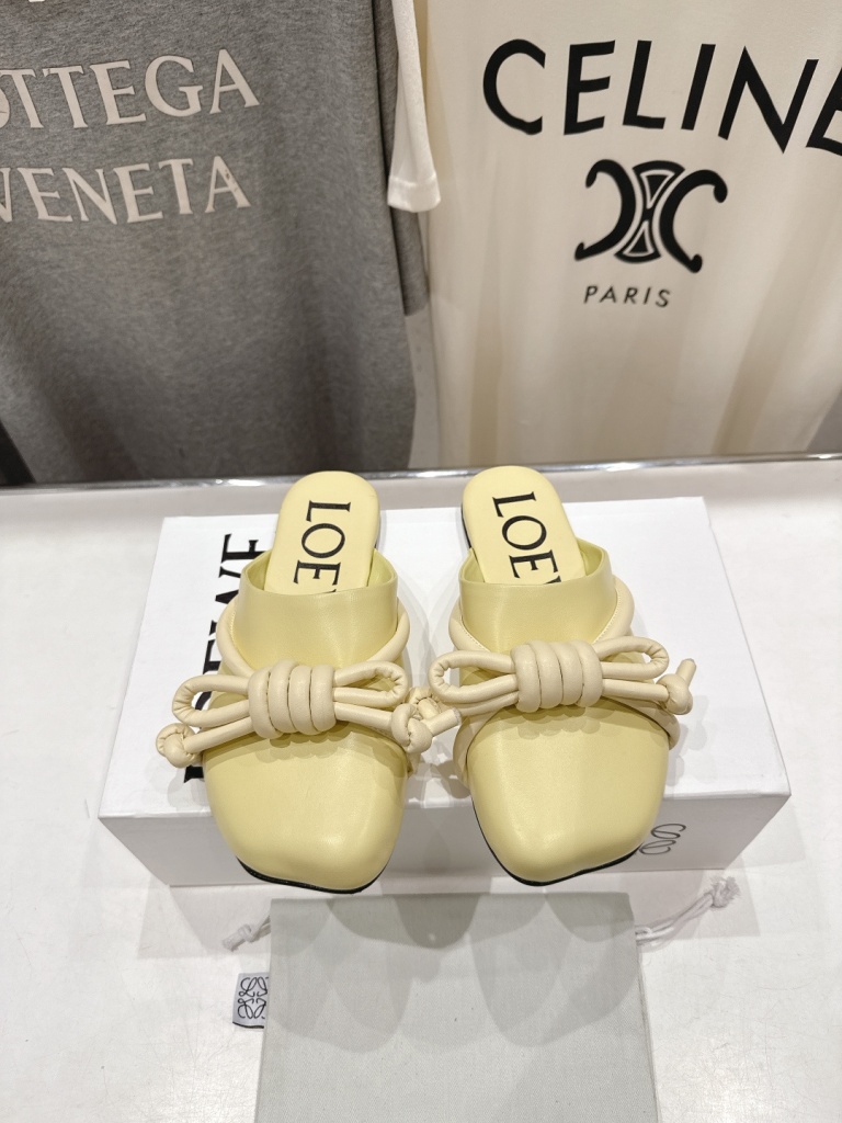 LOEWE Slippers(w)-011