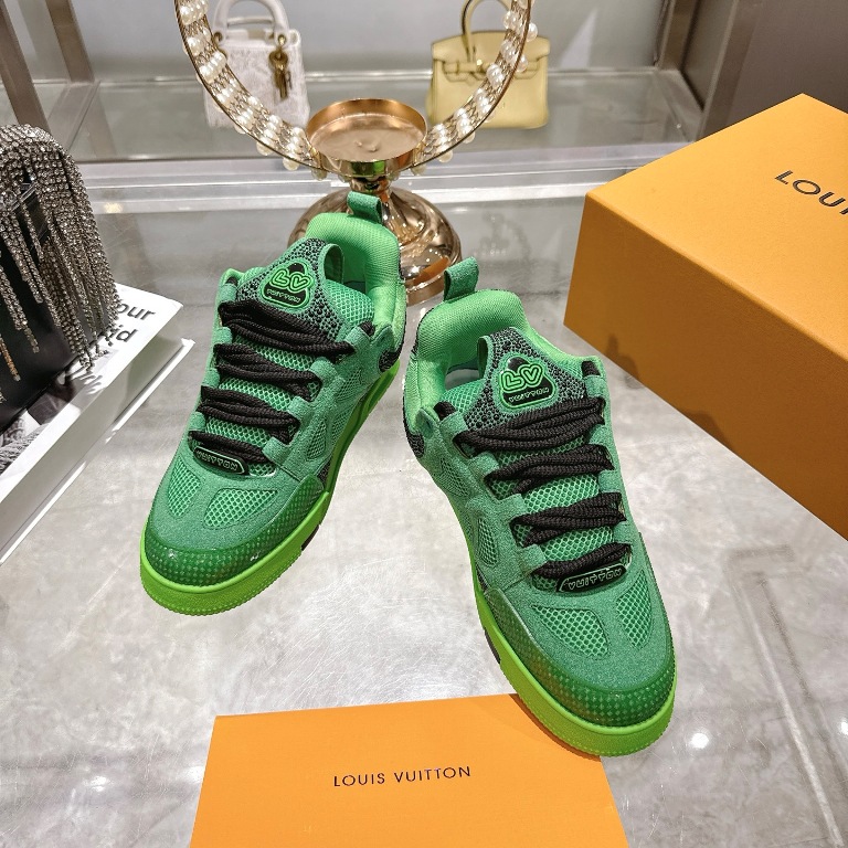 LV Couple Shoes-010