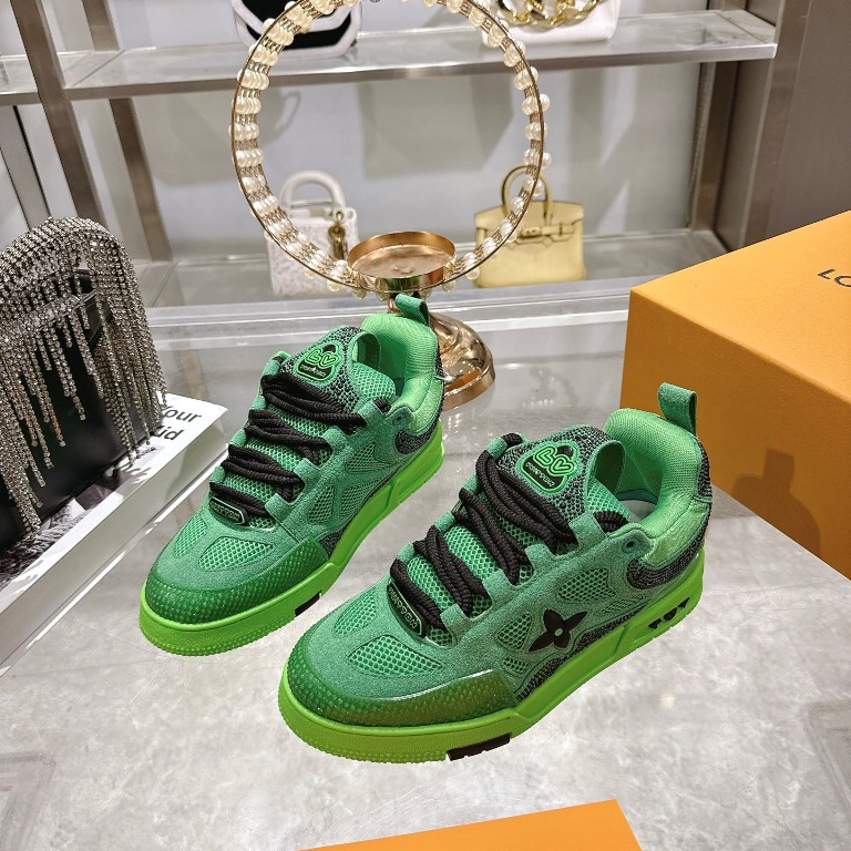 LV Couple Shoes-010