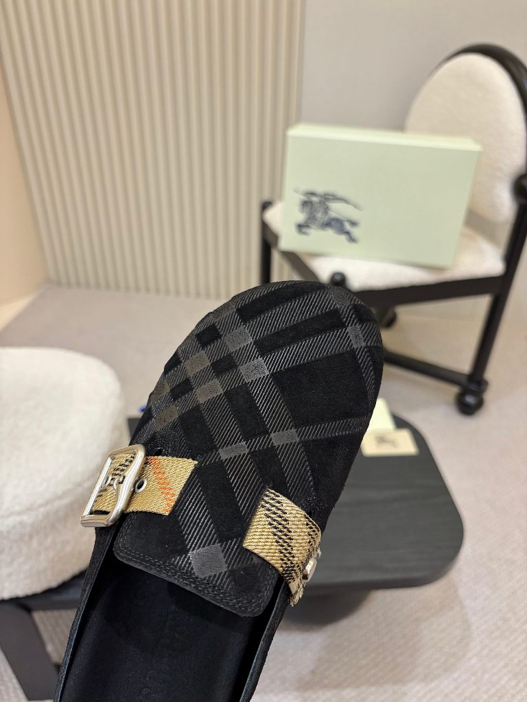 Burberry Slippers-005