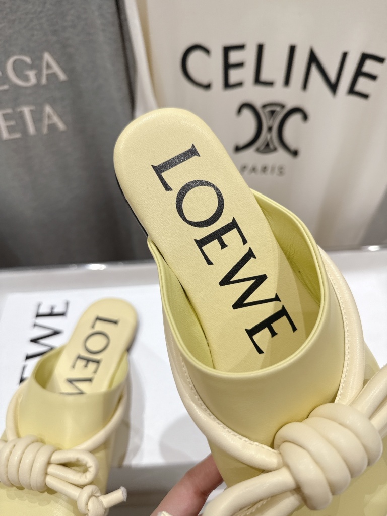LOEWE Slippers(w)-011