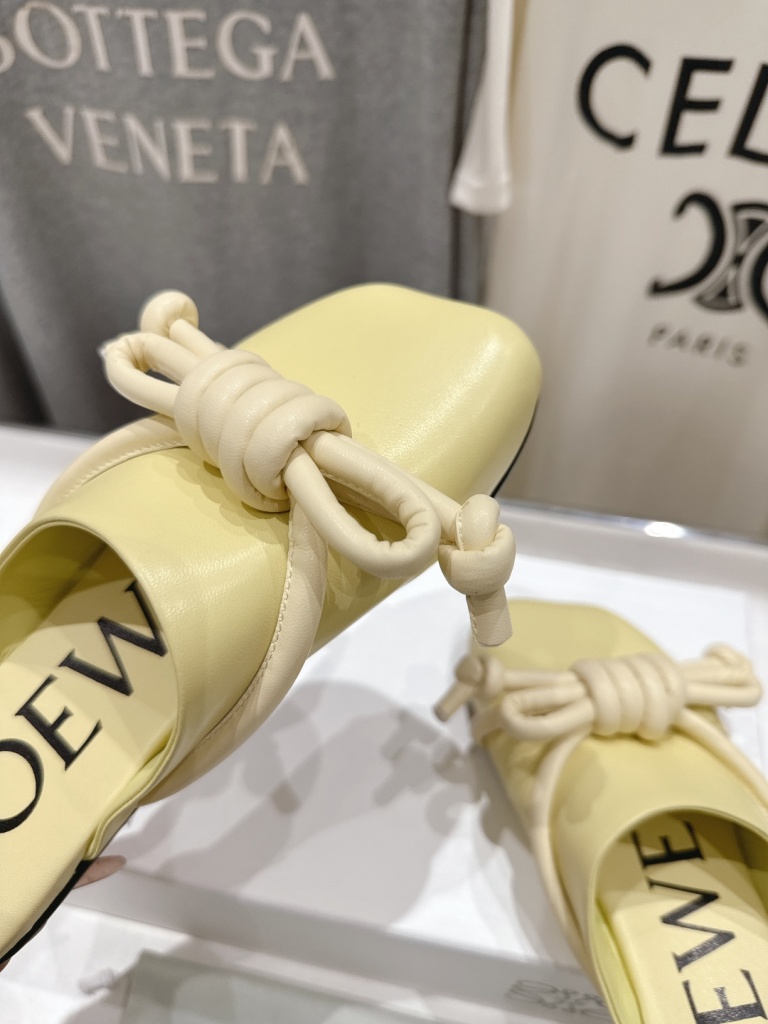 LOEWE Slippers(w)-011