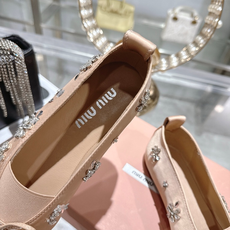 MiuMiu Ballerinas Shoes(w)-011