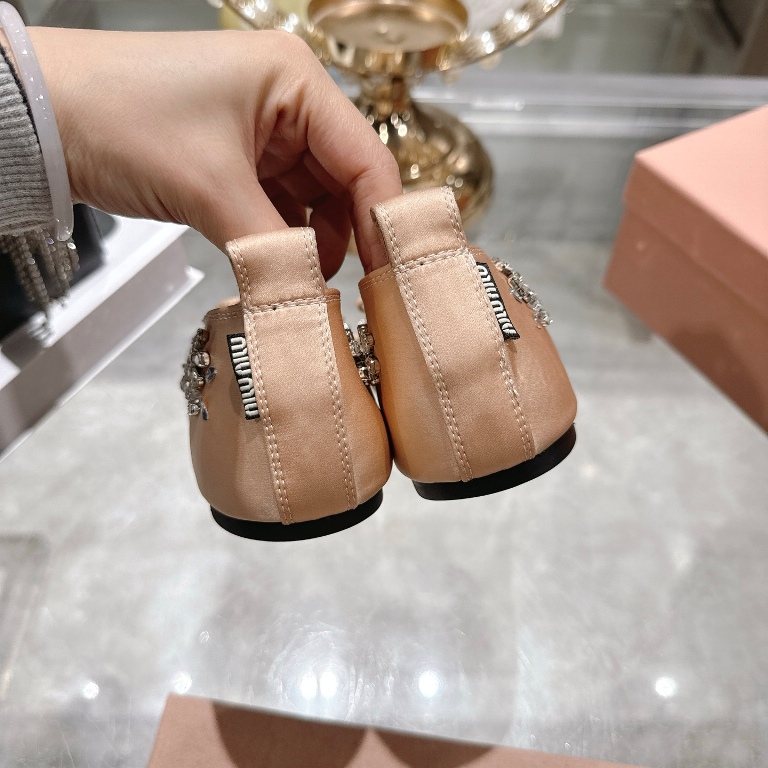 MiuMiu Ballerinas Shoes(w)-011