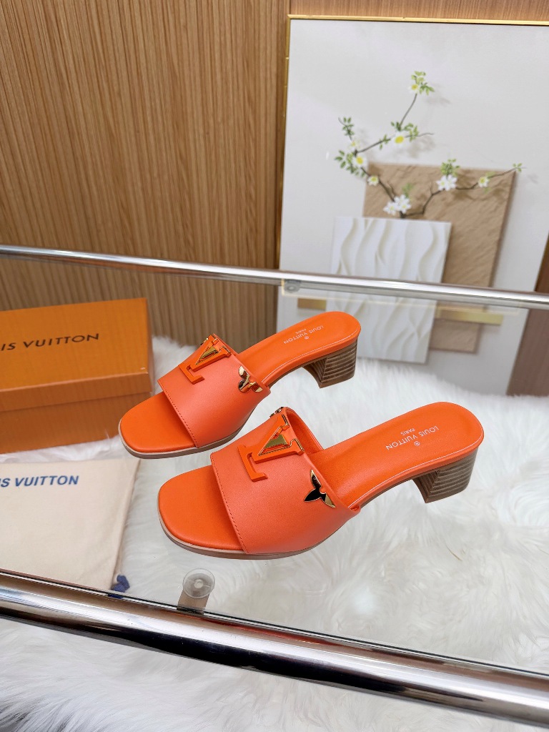 LV Slippers(w)-002