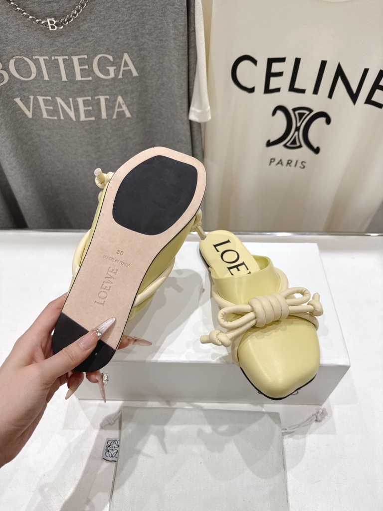 LOEWE Slippers(w)-011