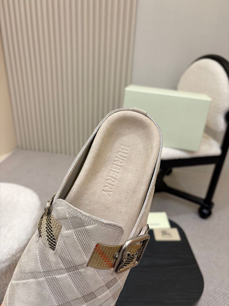 Burberry Slippers-004