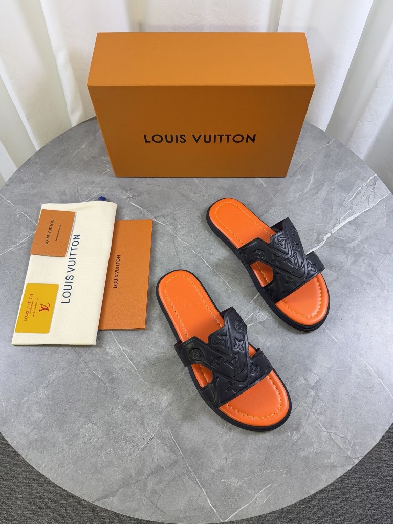 LV Slippers-001