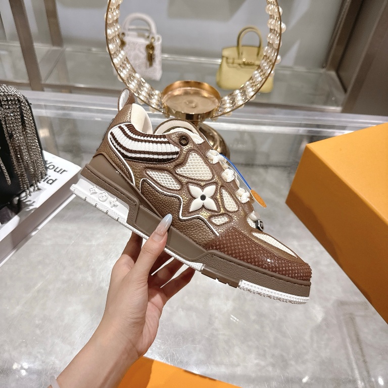 LV Couple Shoes-007