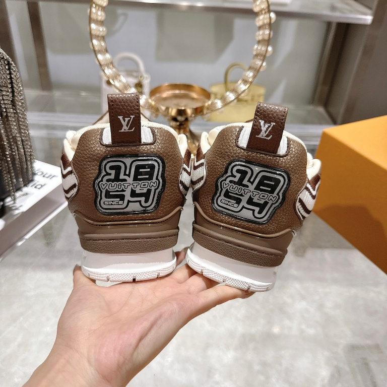 LV Couple Shoes-007