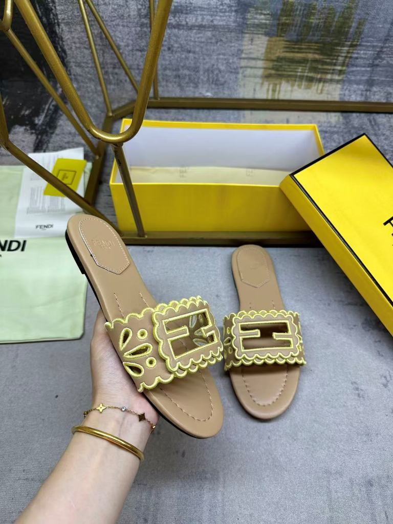 Fendi Slippers(w)-003