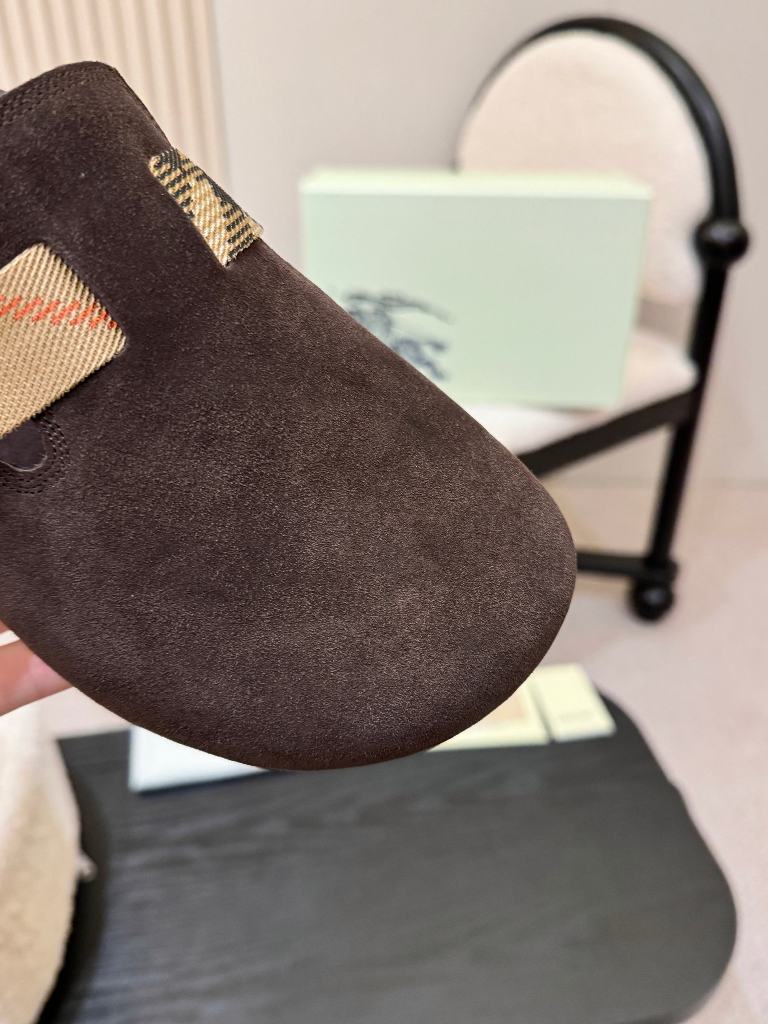 Burberry Slippers-001