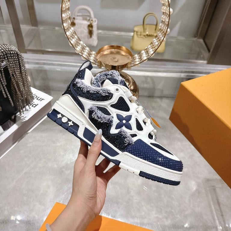 LV Couple Shoes-004