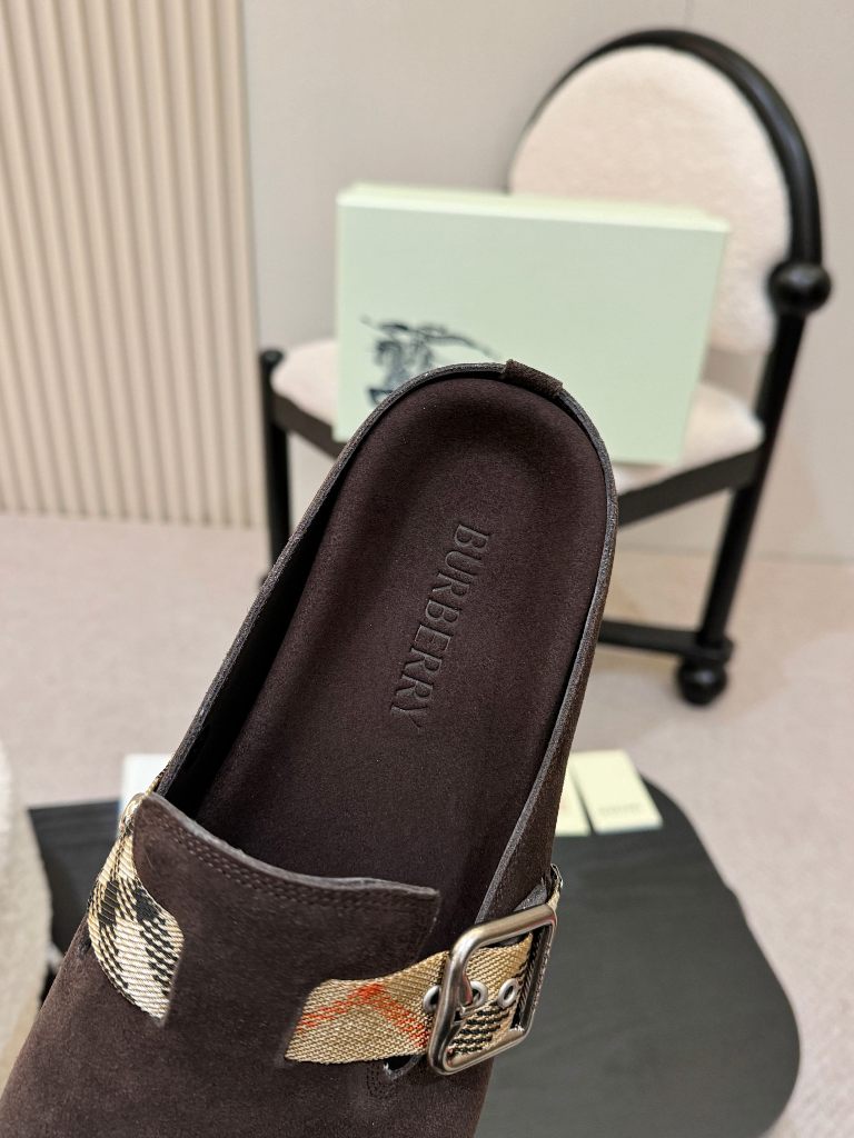 Burberry Slippers-001