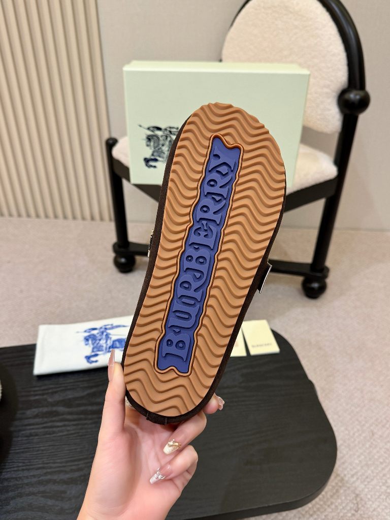 Burberry Slippers-001