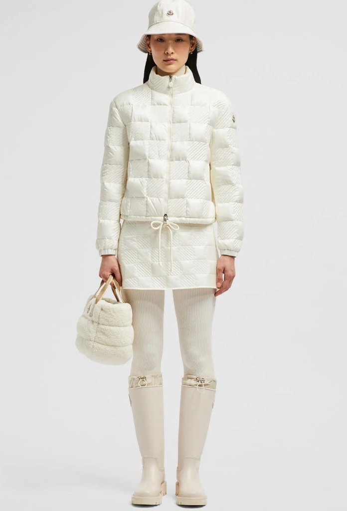 Moncler Down Jacket(w)-F